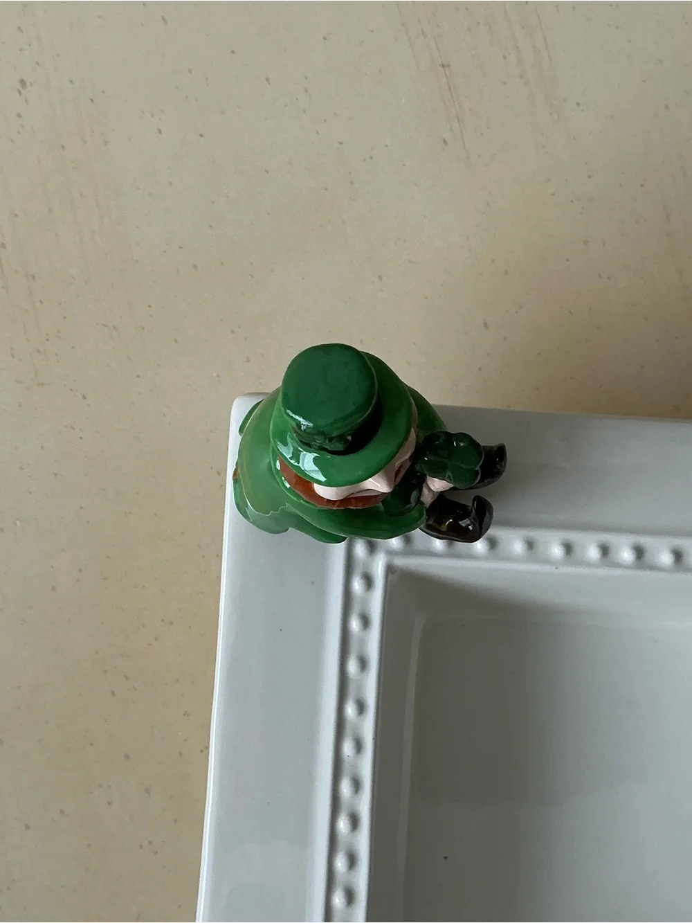 St. Patty’s Lucky Leprechaun Platter Decoration 🍀